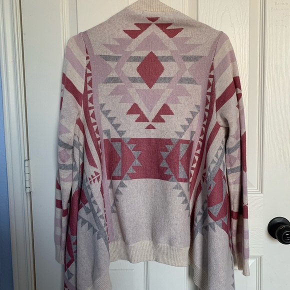 Patterned Cardigan - Picture 3 of 3
